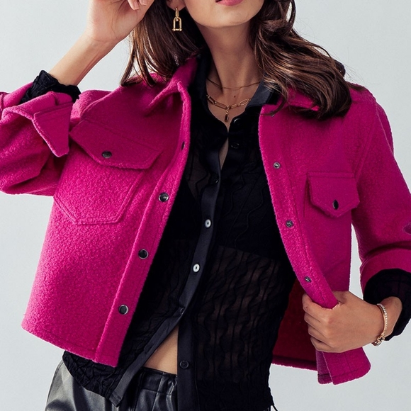 Magenta Curly Sherpa Cropped Shacket - Picture 7 of 9